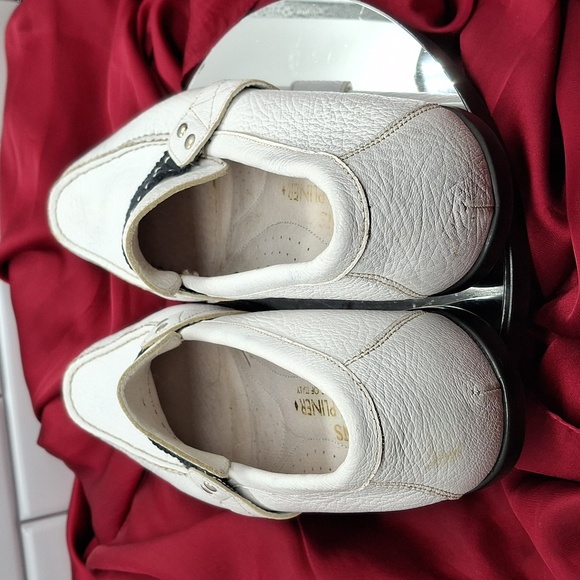 Donald J. Pliner white leather loafers made in Italy Sz 7.5 men's - Picture 3 of 5